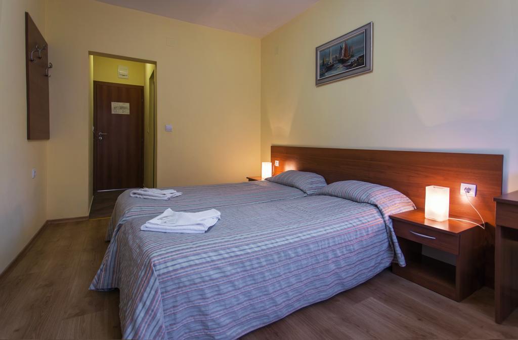 Hera Guest House チフリク エクステリア 写真