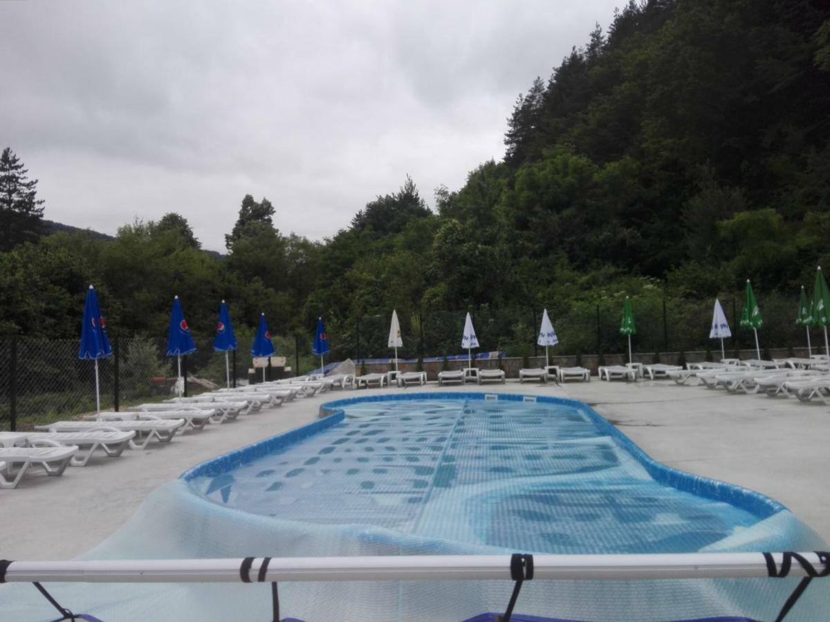 Hera Guest House チフリク エクステリア 写真